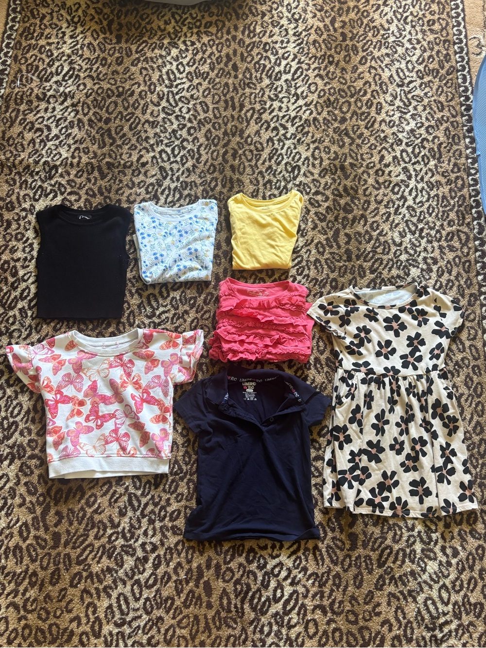 Girls Small (6) Short Sleeve Bundle 8 Shirts